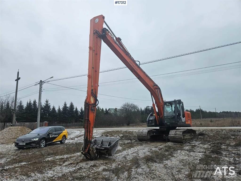 Hitachi ZX 225 US LC Roomikekskavaatorid