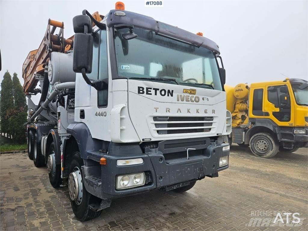 Iveco Trakker A440T Betooni pumpautod