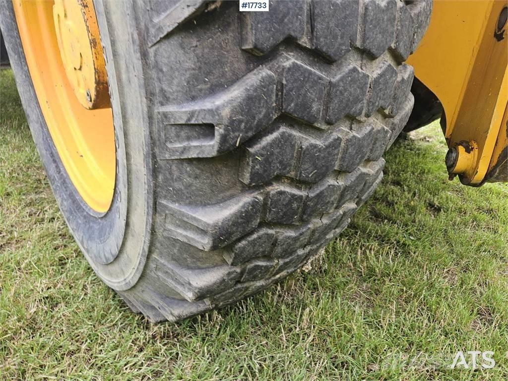 JCB 4CX Ekskavaatorlaadurid