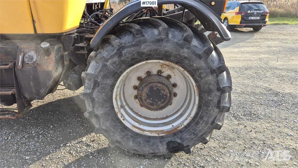 JCB FASTTRACK 3185 Traktorid