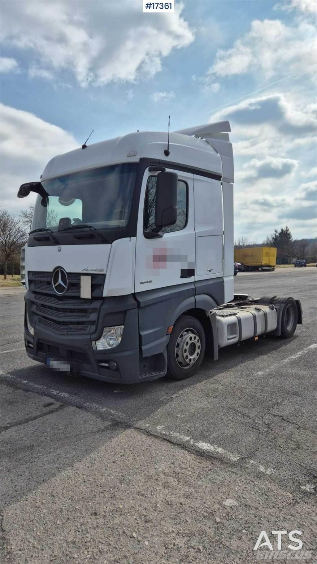Mercedes-Benz Actros Sadulveokid