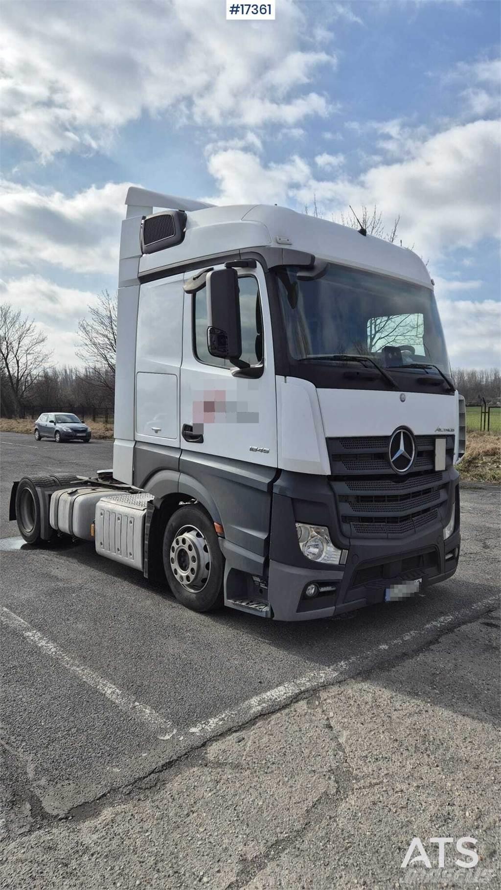 Mercedes-Benz Actros Sadulveokid