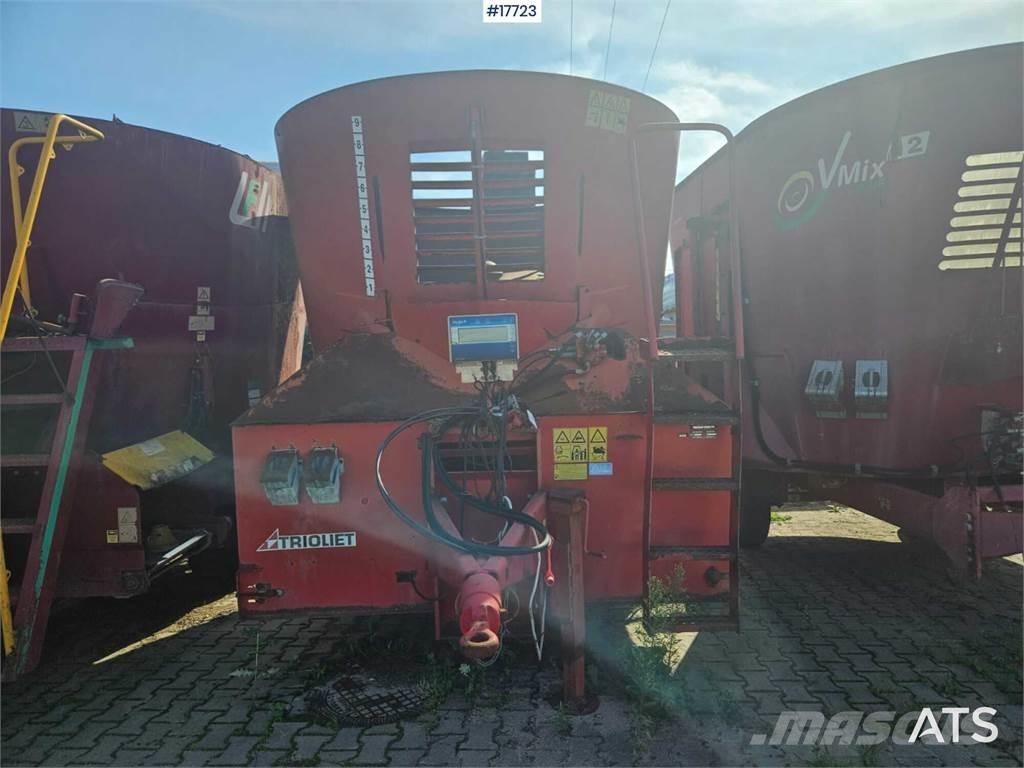 Trioliet SM-12 Loomasööda vagunid