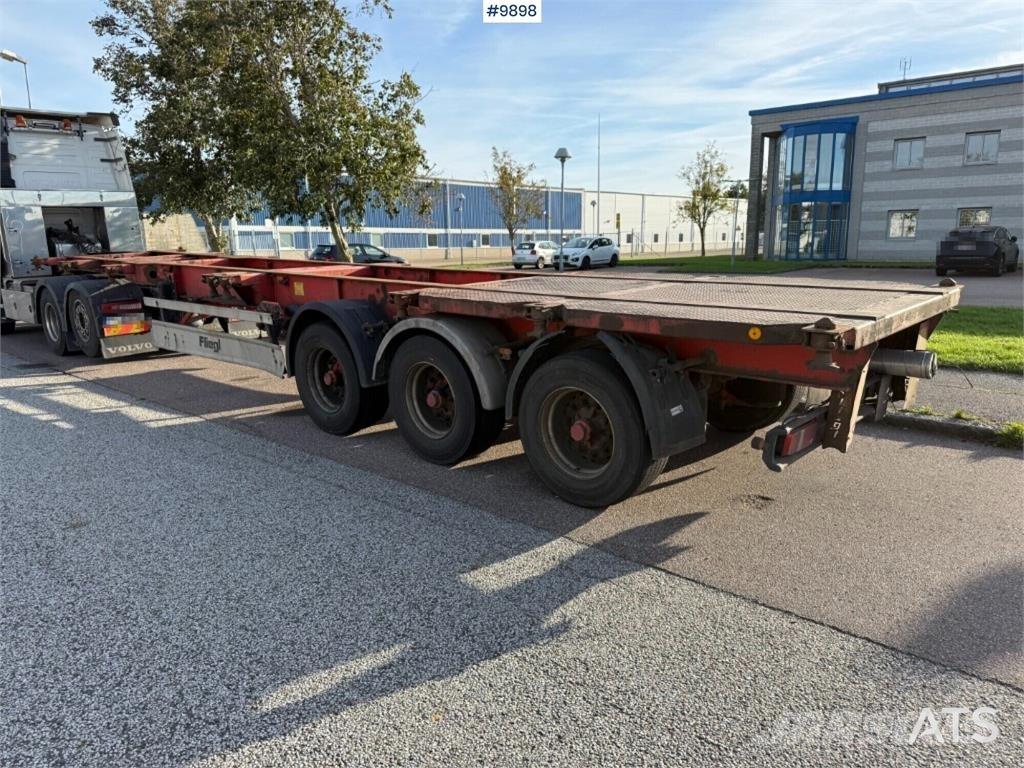 Fliegl SDS 400 Konteinerveo poolhaagised