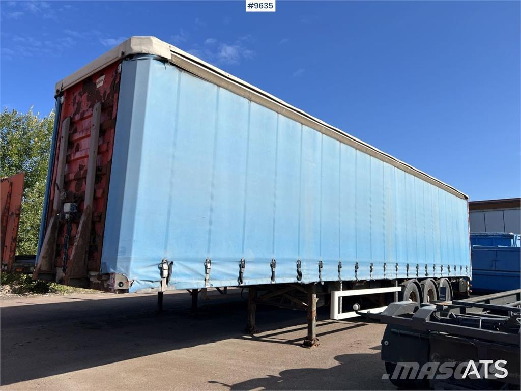 Fruehauf SS136/P3S Tentpoolhaagised