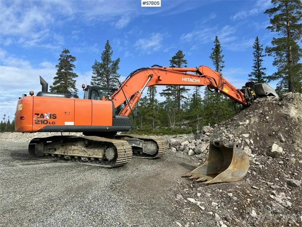 Hitachi ZX210LC-5B Roomikekskavaatorid