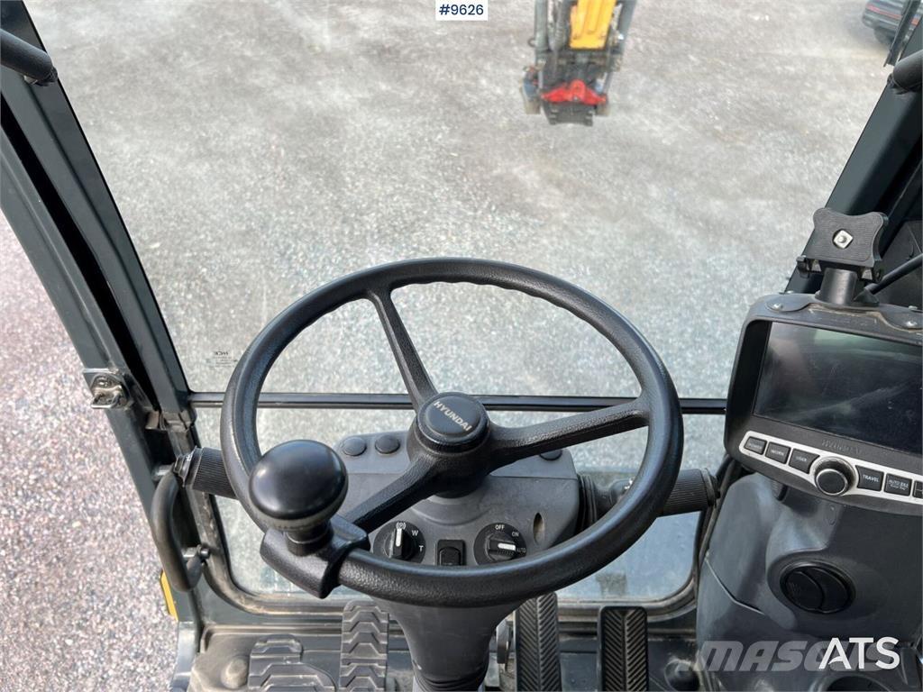 Hyundai 140W-9A Ratasekskavaatorid