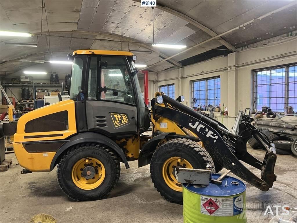 JCB 409 T4 Ratasbuldooserid