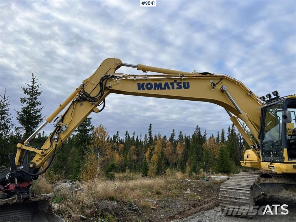 Komatsu HB 215 LC-2 Roomikekskavaatorid