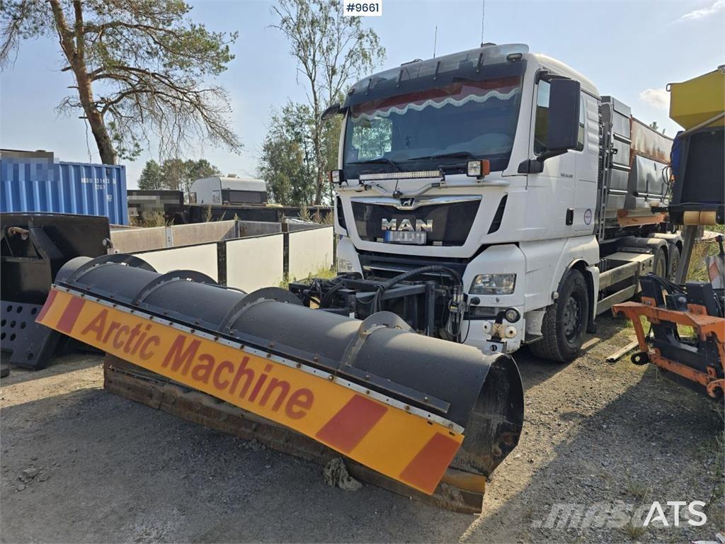 MAN TGX 25.500 Konksliftveokid
