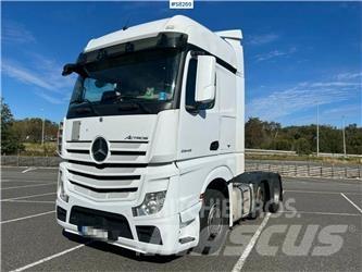 Mercedes-Benz ACTROS Sadulveokid