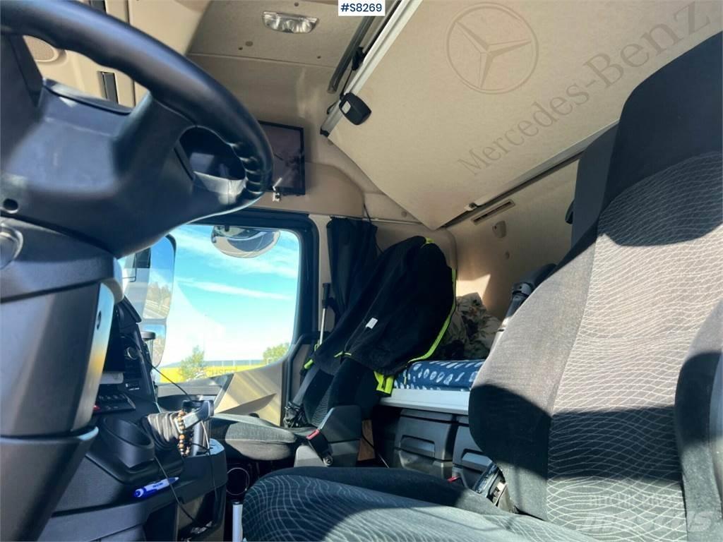 Mercedes-Benz ACTROS Sadulveokid