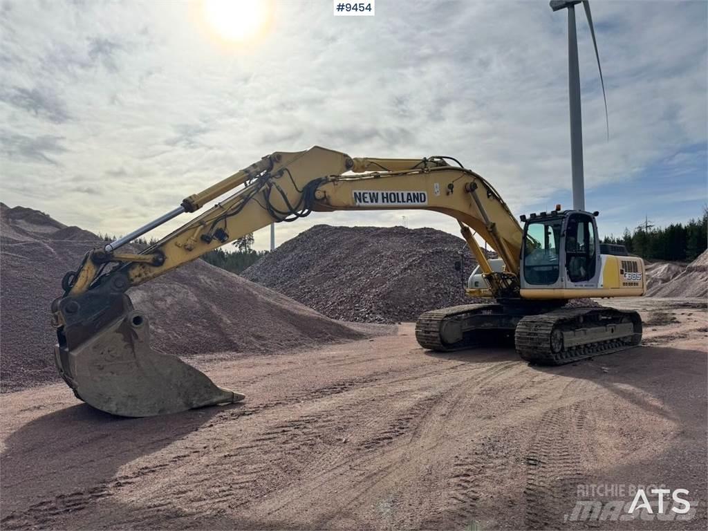 New Holland E385 Roomikekskavaatorid
