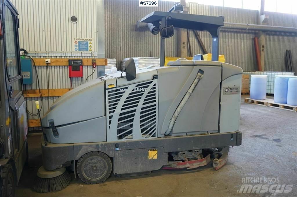 Nilfisk CR1200 Tänavapuhastusveokid