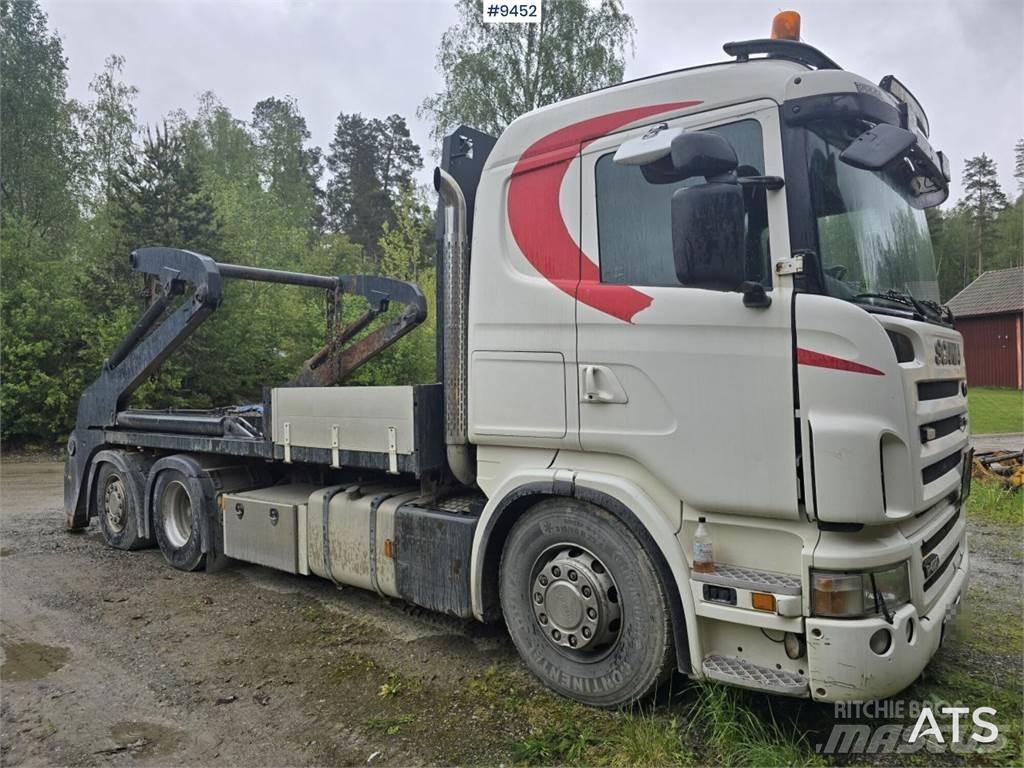 Scania R420 Vahetuskastiga tõstukautod