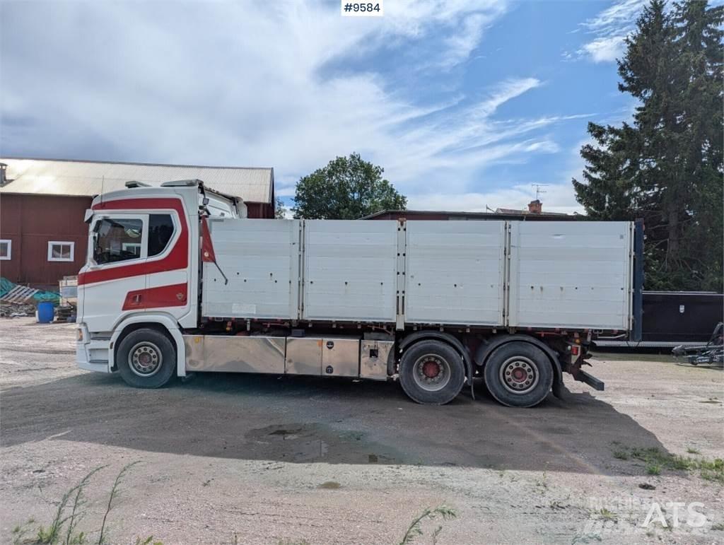 Scania R580 6X2 Furgoonautod