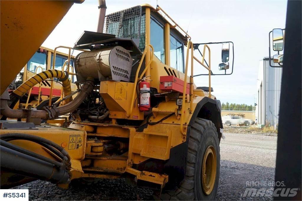 Volvo A35D 6x6 Liigendraamiga pinnaseveokid