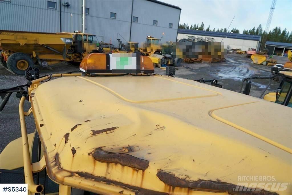 Volvo A40D 6x6 Liigendraamiga pinnaseveokid