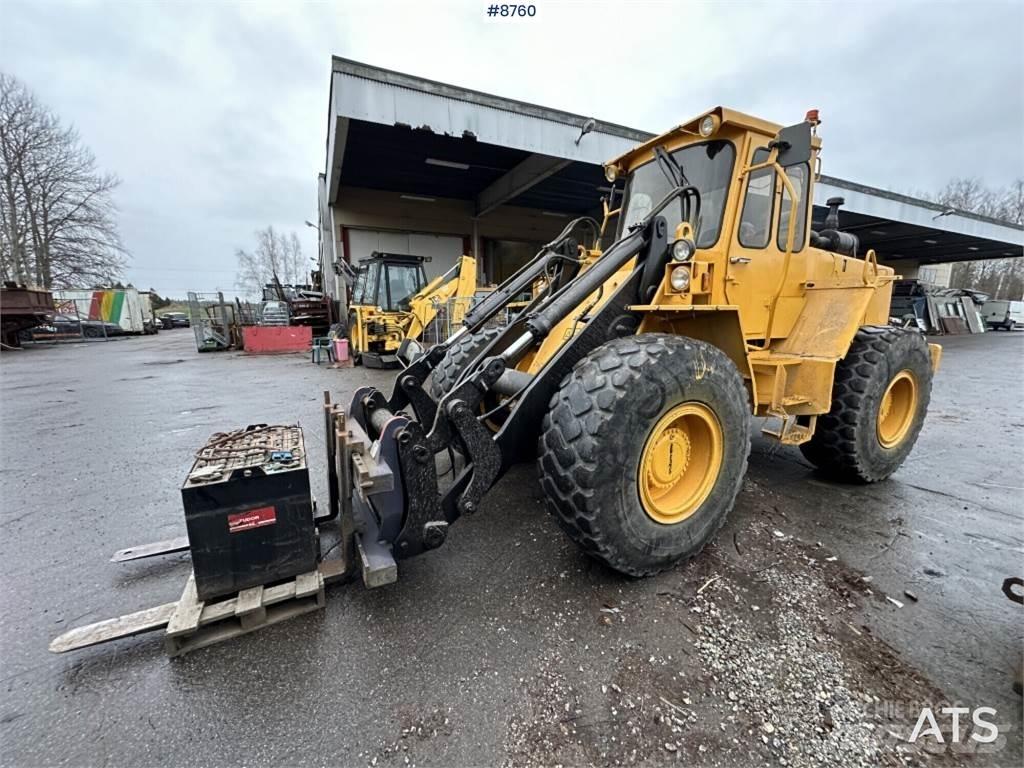 Volvo BM 4400 Ratasbuldooserid