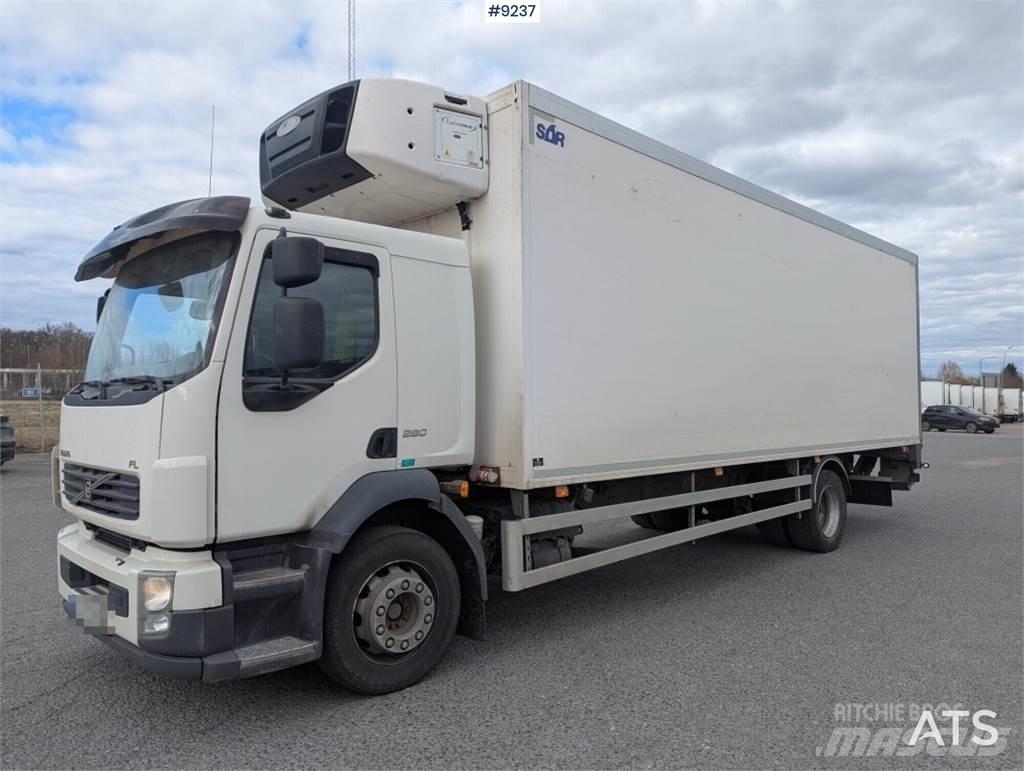 Volvo FL 4*2 Külmutuskonteinerid