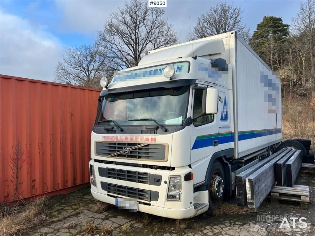 Volvo FM9 4X2 Furgoonautod