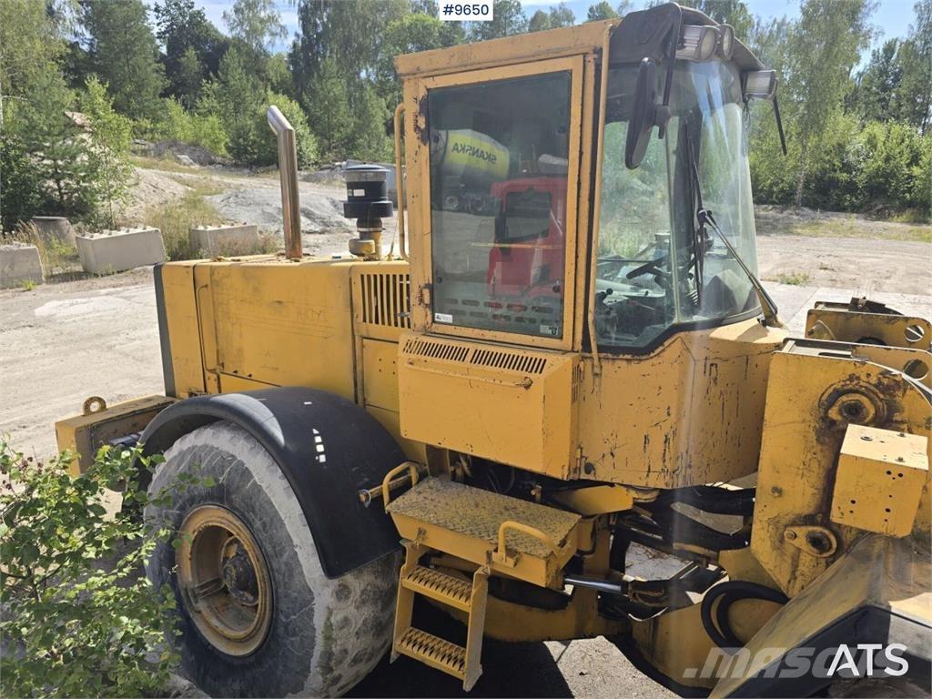 Volvo L120 Ratasbuldooserid