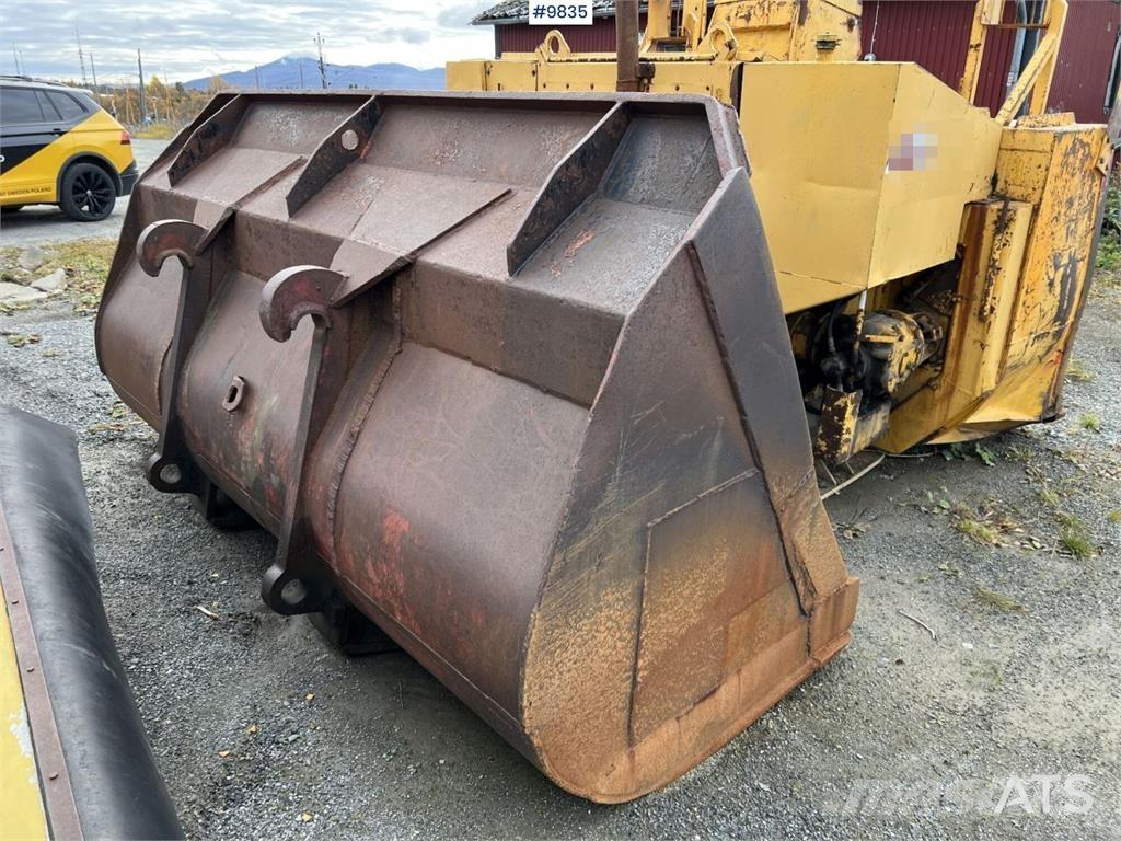 Volvo L180C Rataslaadurid