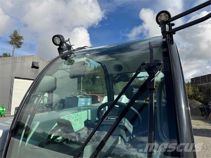 Bobcat PF4 Teleskooplaadurid