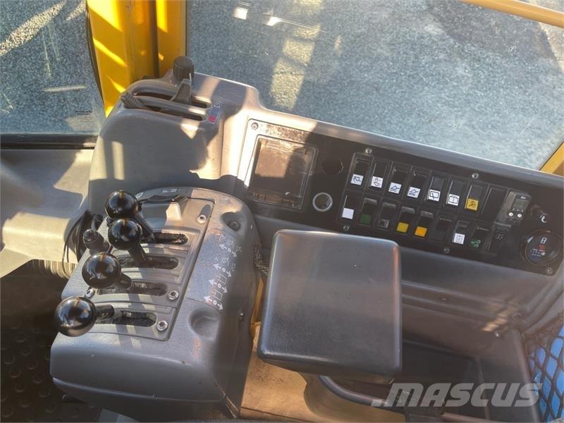 Volvo L90E Rataslaadurid