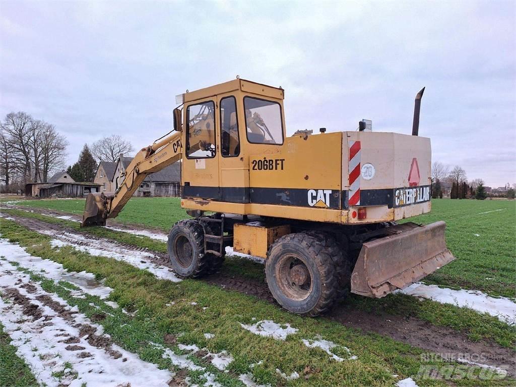 CAT 206 B FT Roomikekskavaatorid