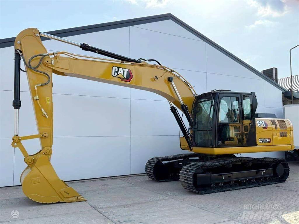 CAT 320D3 Roomikekskavaatorid