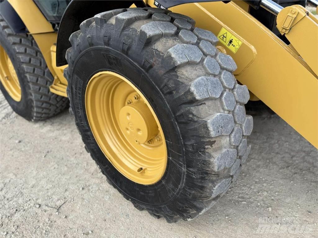 CAT 434 E Ekskavaatorlaadurid