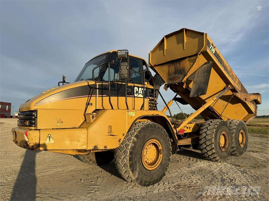 CAT 730 Liigendraamiga pinnaseveokid