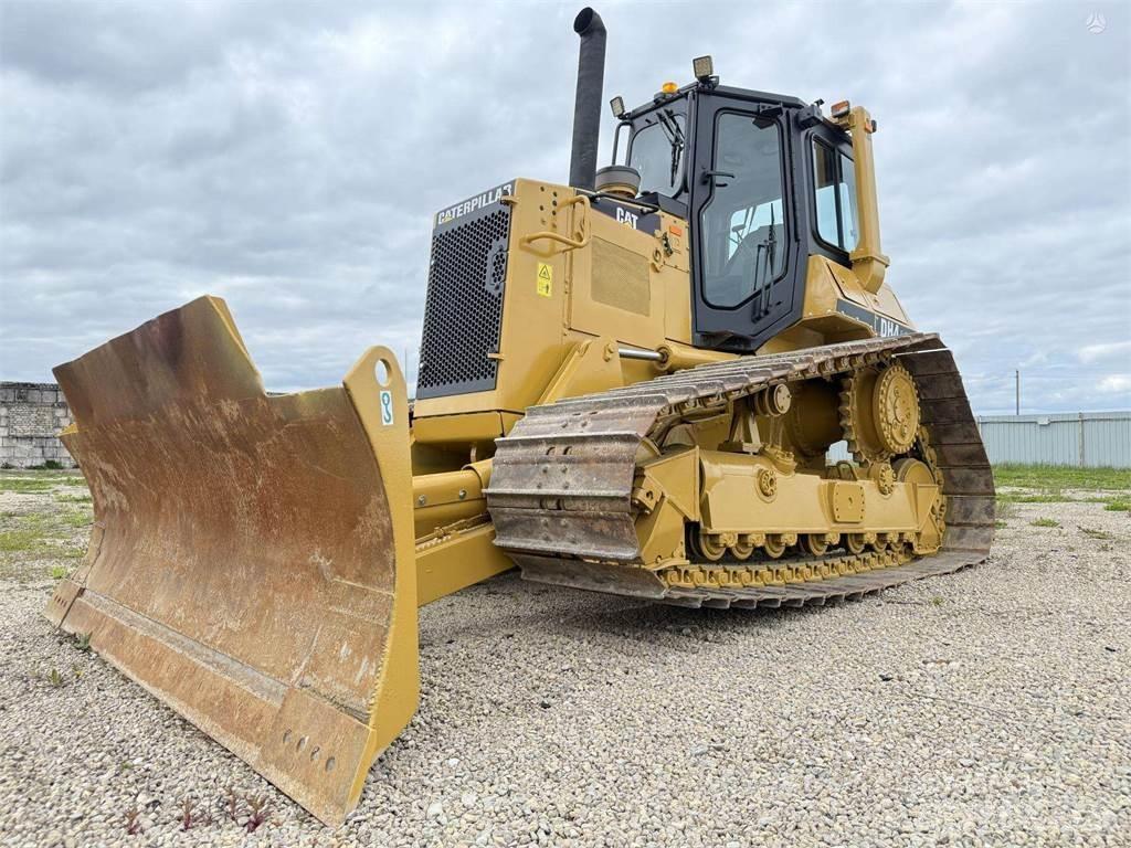 CAT D4H LGP Buldooserid