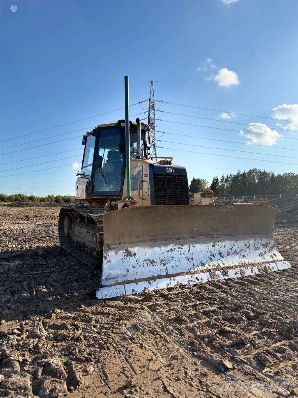CAT D5 K Buldooserid