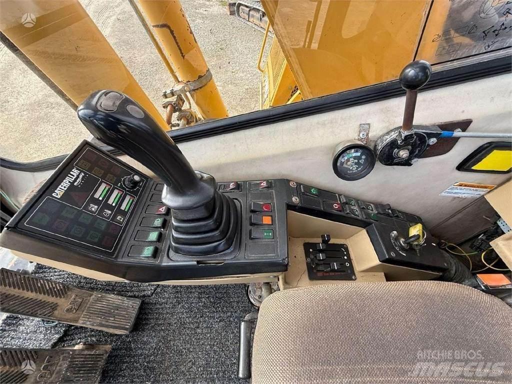 CAT M 315 Ratasekskavaatorid