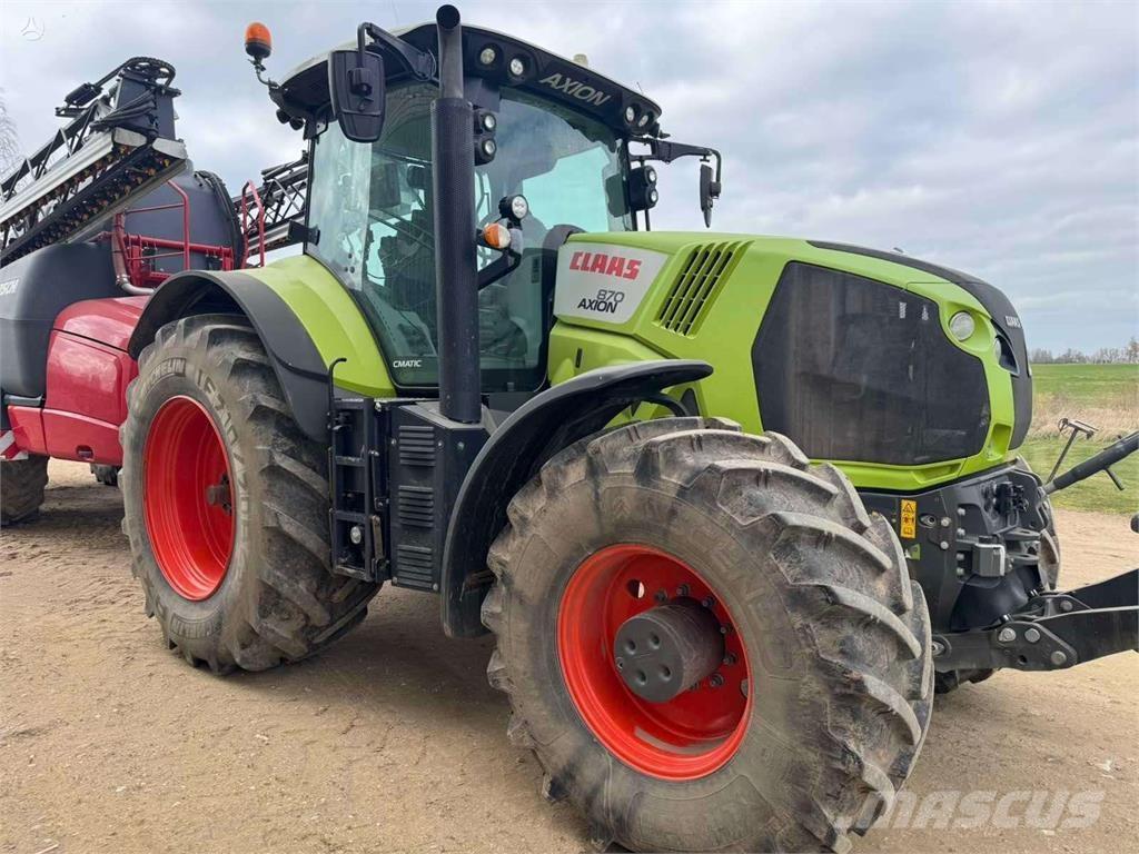 CLAAS Axion 870 Traktorid