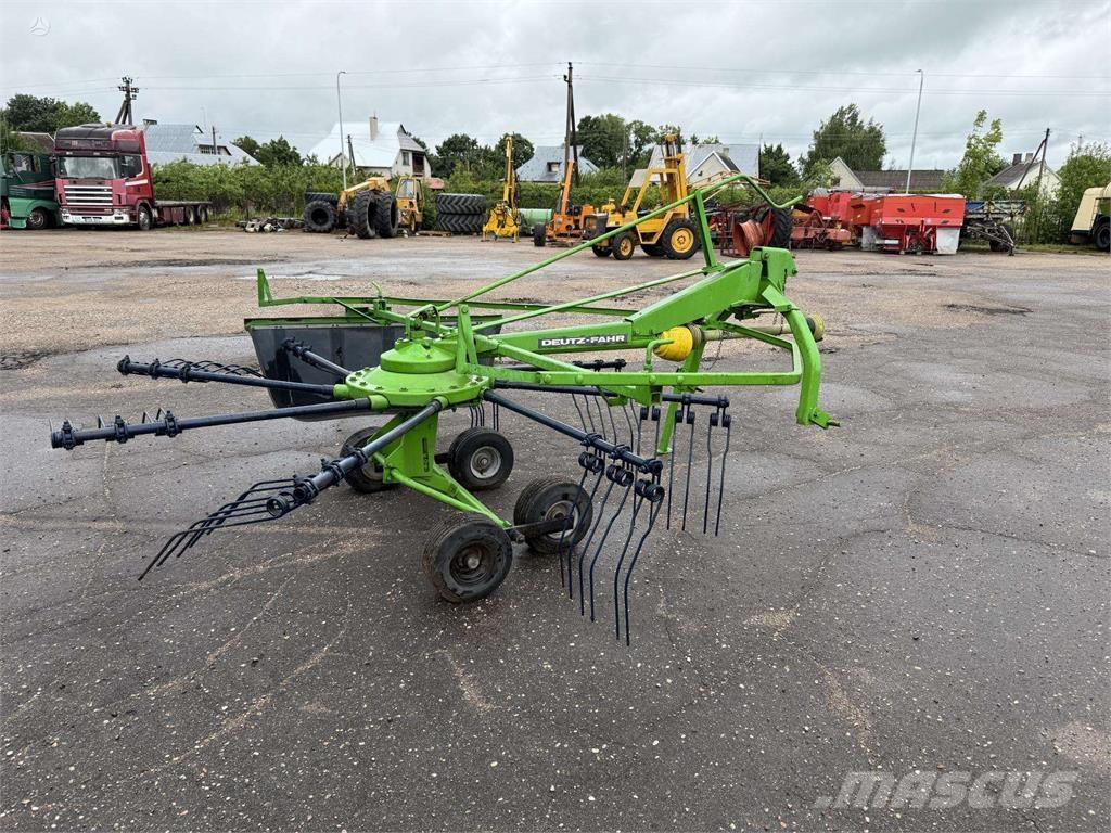 Deutz-Fahr 300 Söödajagajad/mikserid