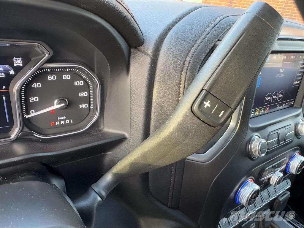 GMC  Sõiduautod