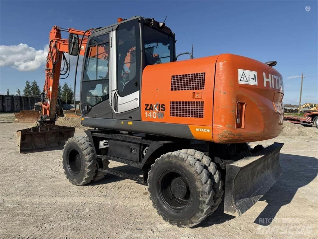 Hitachi ZX 140 W Ratasekskavaatorid