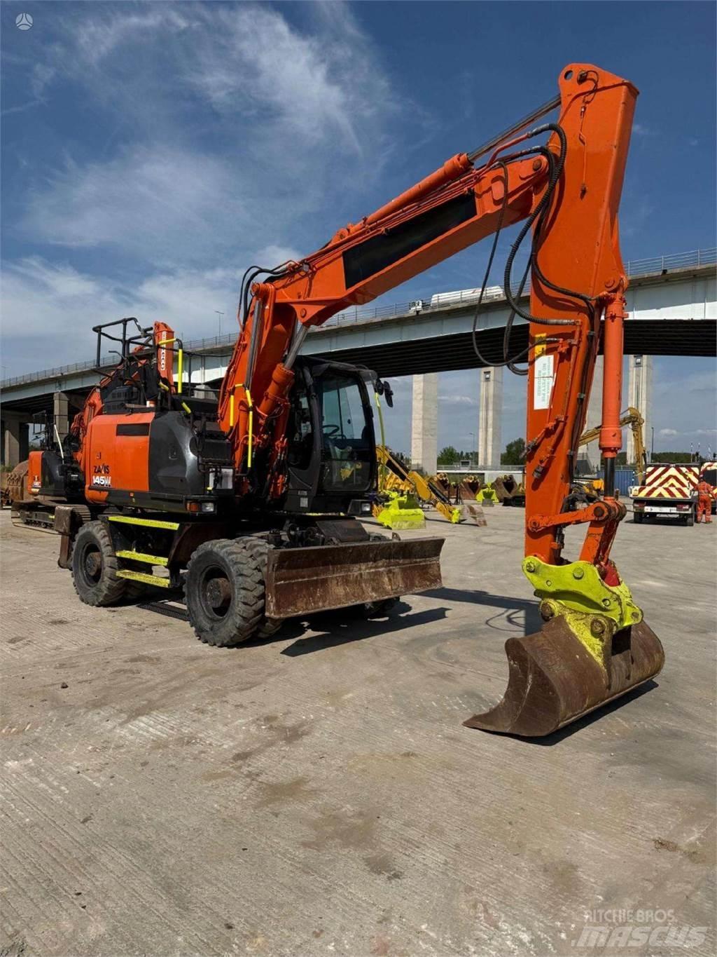 Hitachi ZX145W-6 Roomikekskavaatorid