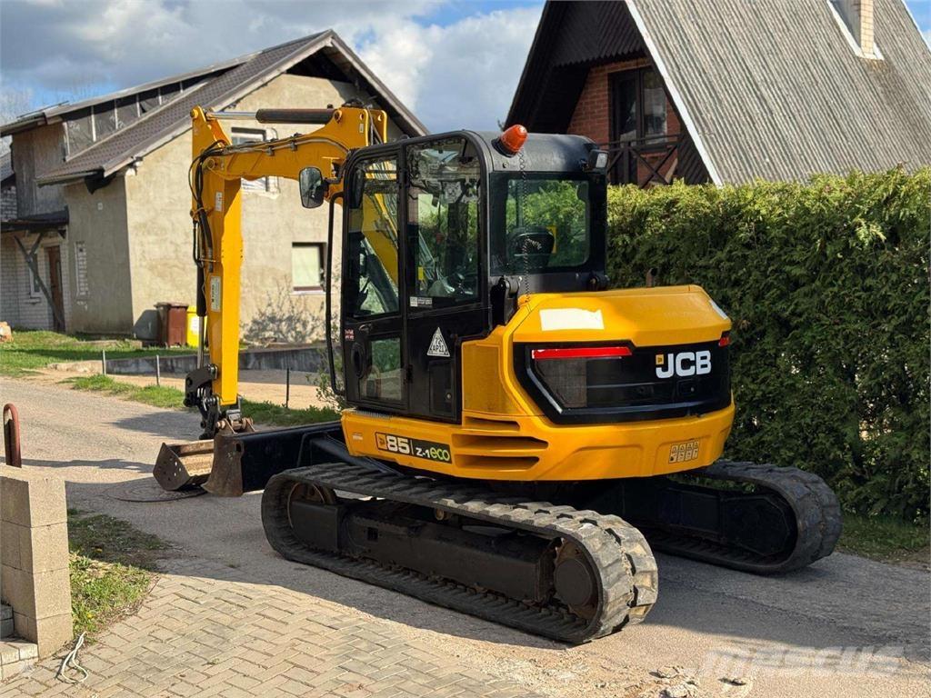JCB 85Z-1 Roomikekskavaatorid