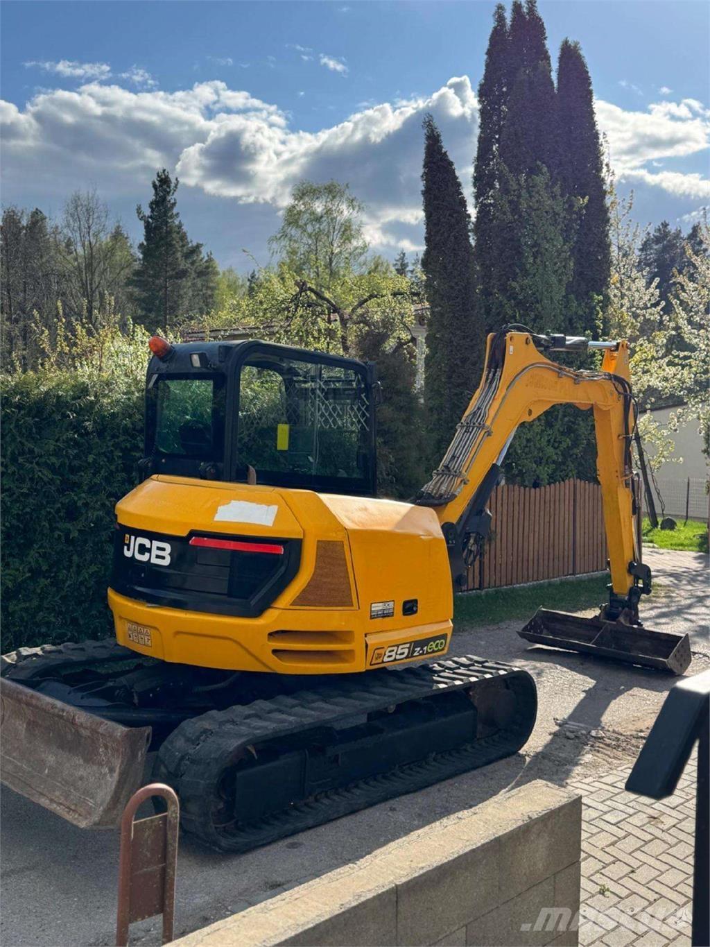 JCB 85Z-1 Roomikekskavaatorid