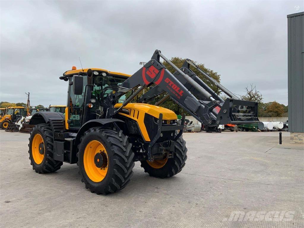 JCB Fastrac 4220 Traktorid