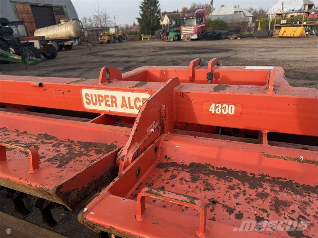  -Kita- Falc 4800 Muljurniidukid