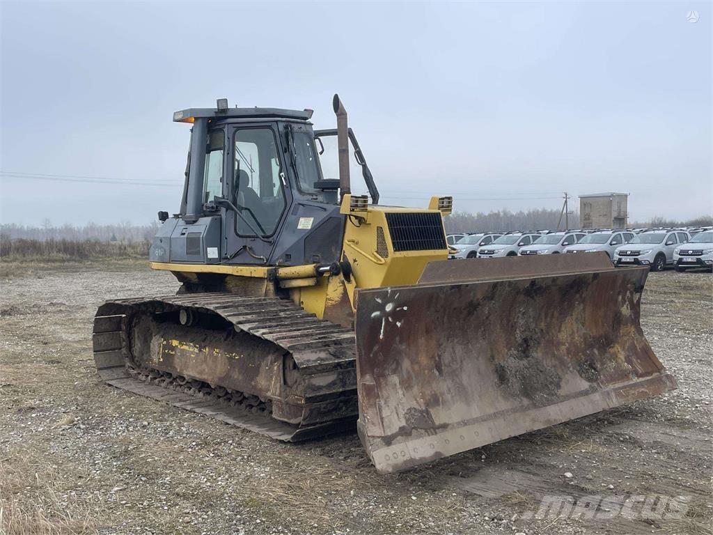 Komatsu D61PX-12 Buldooserid