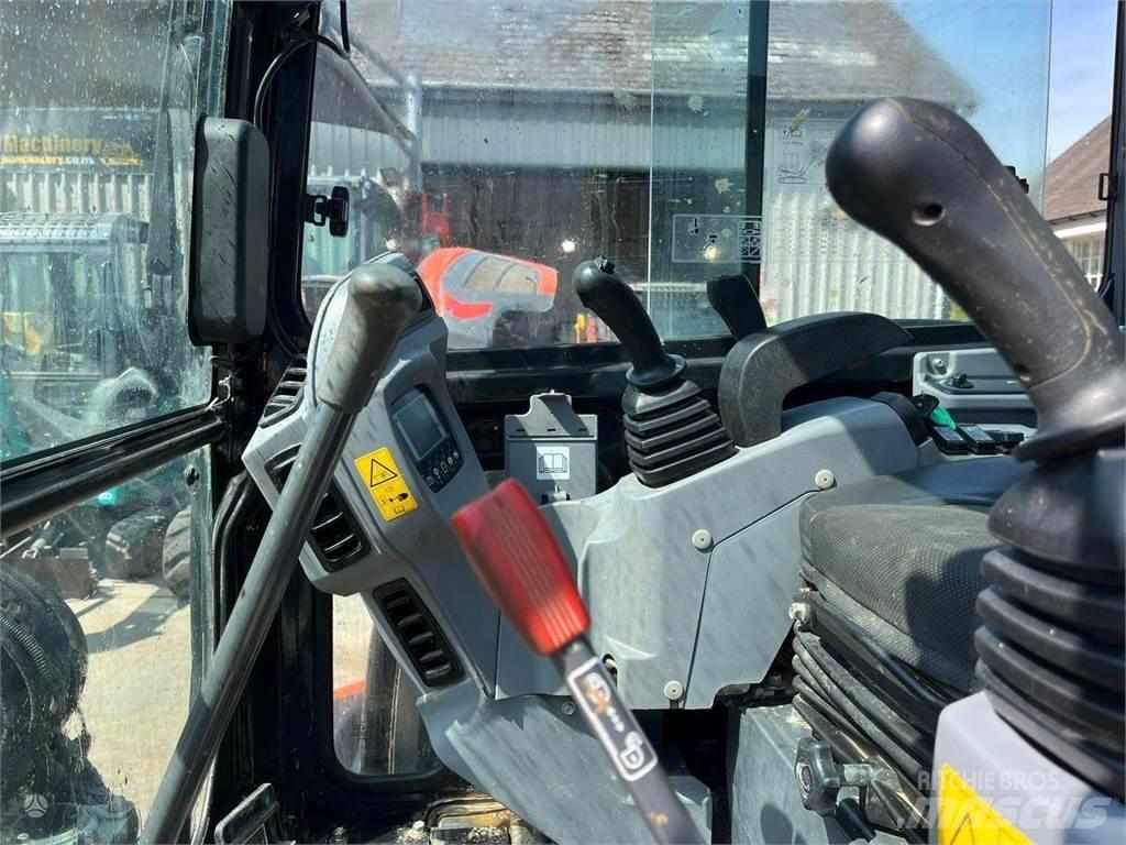 Kubota KX057-4 Roomikekskavaatorid