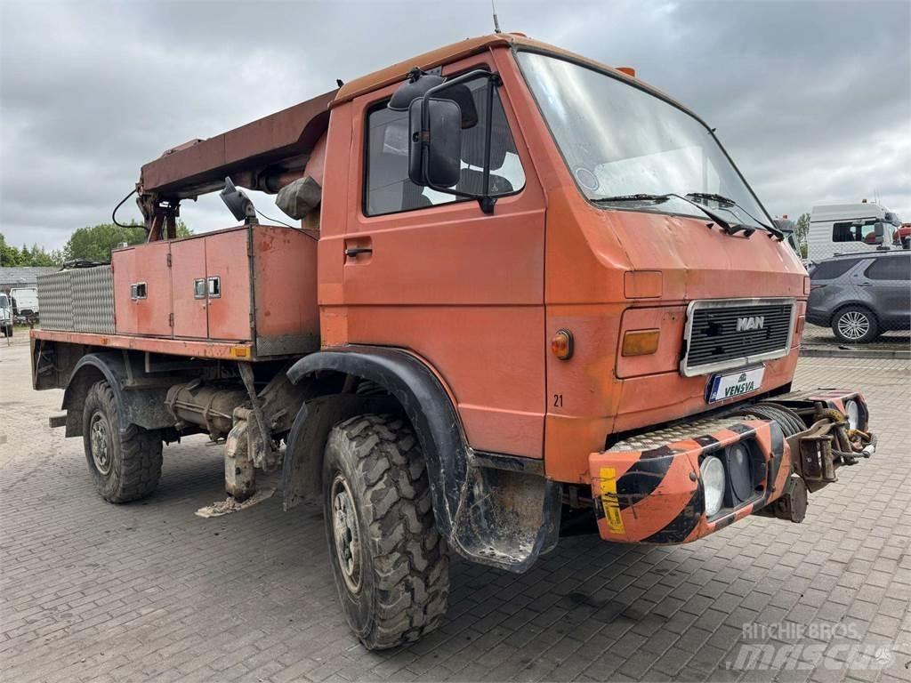 MAN 9.150 4x4 14m. Auto korvtõstukid