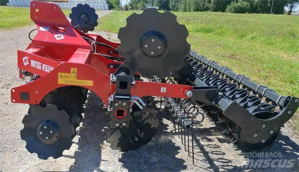 Metal-Fach U 740 Kultivaatorid