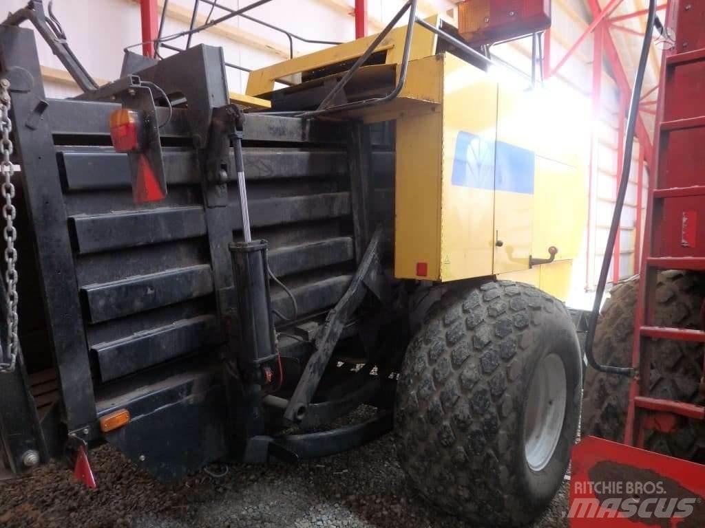 New Holland BB980 Ruloonpressid